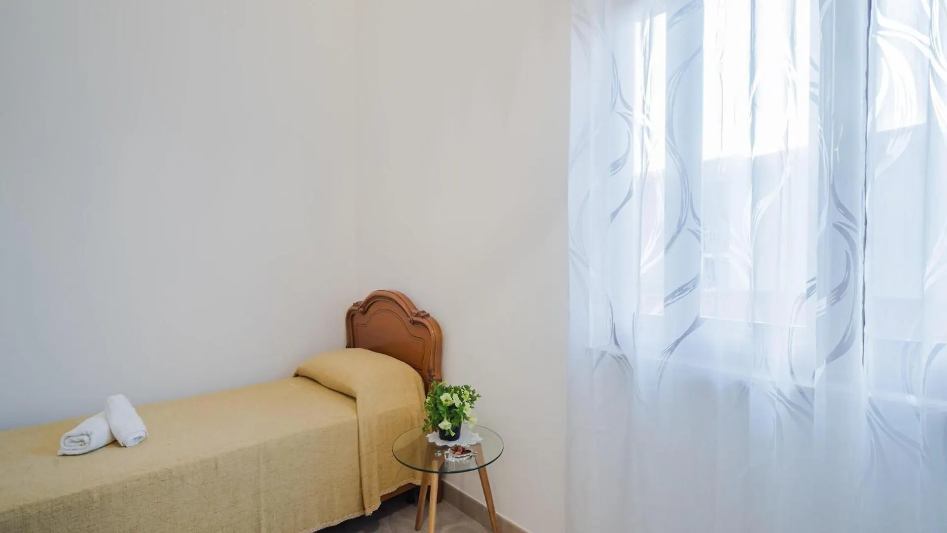 Holiday Home In Lu Bagnu Castelsardo 0*,  Italie